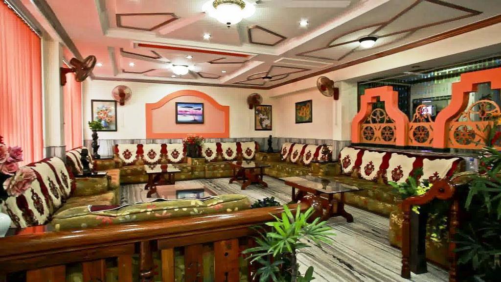 קטרה Hotel Chirag International מראה חיצוני תמונה